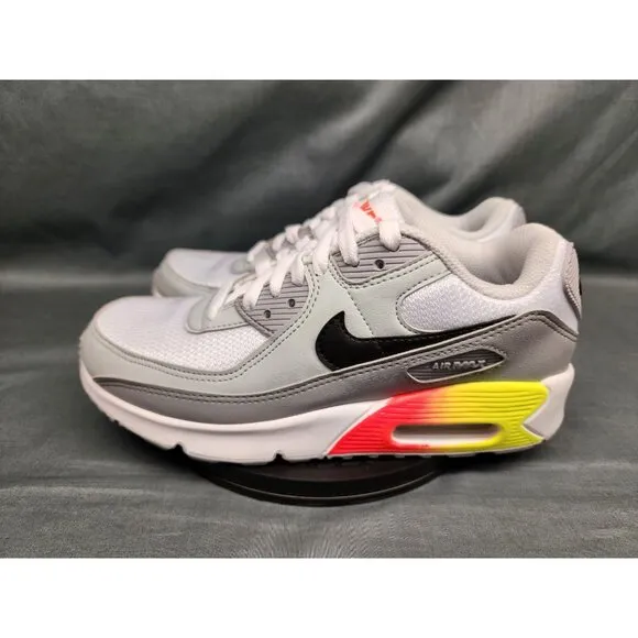 Nike Boys Air Max 90 (GS) Sneakers Gradient Cassette Edition Size 5 NEW IN BOX