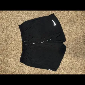 Nike Challenger 6” Running Shorts