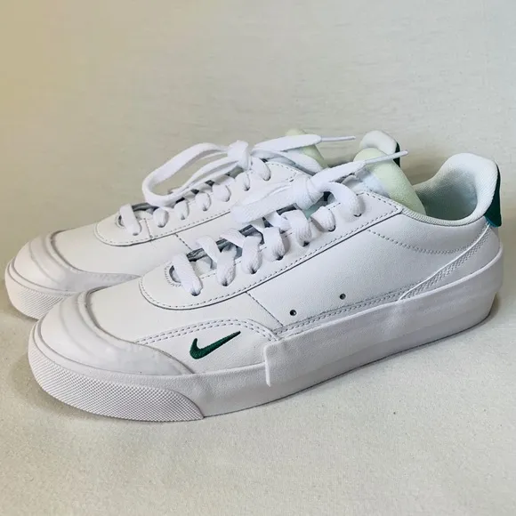 Nike Drop-Type Premium Casual Shoes Aura Size 5.5Y