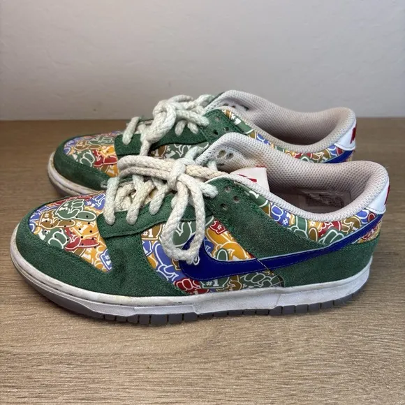 Nike Dunk Low Foam Finger Youth Sneakers Size 4.5Y Green White Shoes DZ5299-300