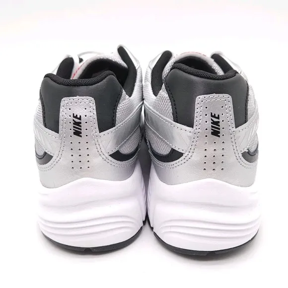 Nike Initiator (Mens 12) Sneakers Lace Up Shoes Running Athletic Silver Metallic