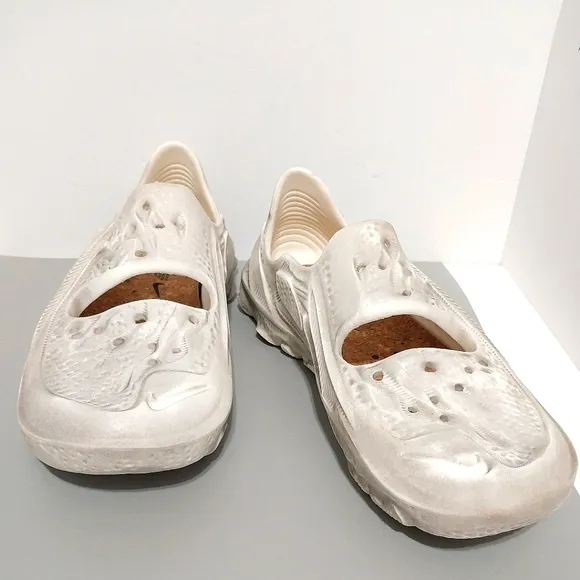 Nike ISPA‎ Universal Slip Ons, Size 11.5