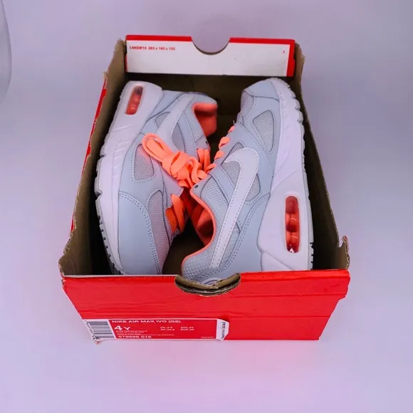 NIKE Kid's Air Max Ivo GS Running Shoes 579998 016