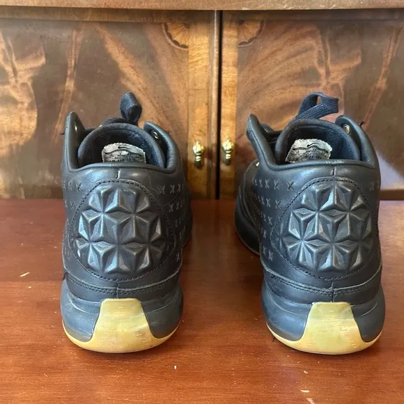 Nike Kobe X Mid Ext Black Mamba Sneakers