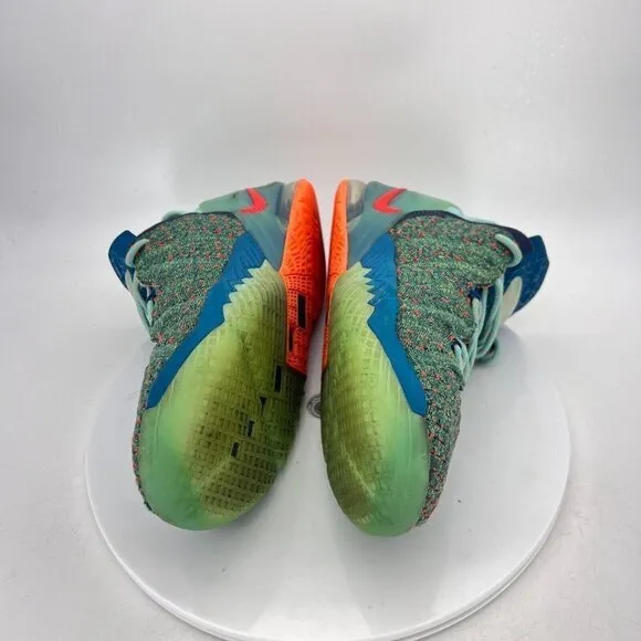 Nike Lebron XVIII 18 Youth Size 7Y CW2760 300 Green Abyss Red Basketball Shoes
