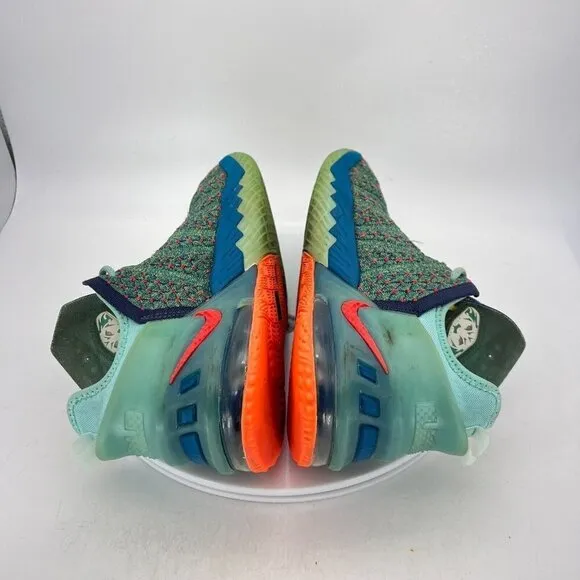 Nike Lebron XVIII 18 Youth Size 7Y CW2760 300 Green Abyss Red Basketball Shoes