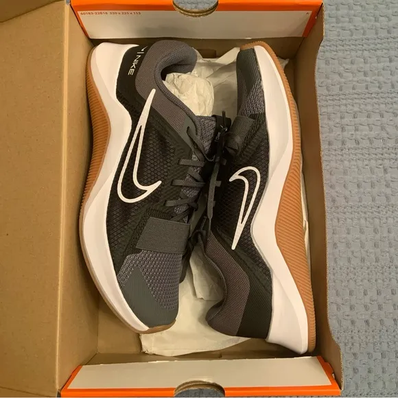 Nike MC Trainer 2‎ Grey Black White Gum Running Shoes DM0823-007 Men's Size 9.5