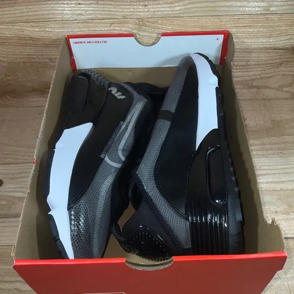 Nike Men’s Air Max 2090 Black White Running Shoes: CW7306 001: