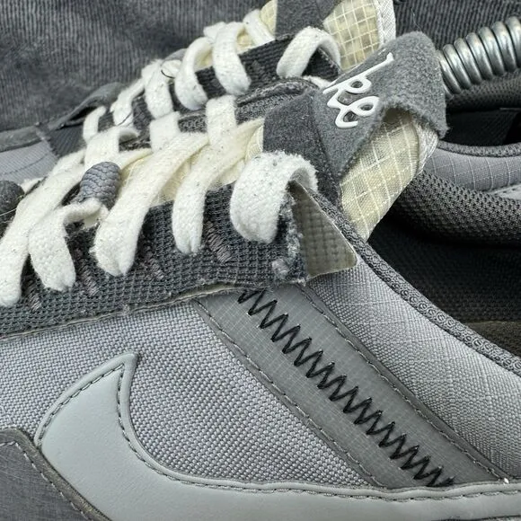 Nike Mens Air Max Pre-Day Size 7.5 Smoke Grey Running Training Comfort Sneakers