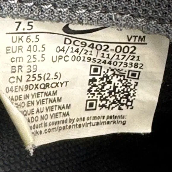 Nike Mens Air Max Pre-Day Size 7.5 Smoke Grey Running Training Comfort Sneakers