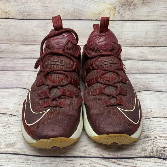 Nike Mens Lebron XIII 831925-610 Red Running Shoes Sneakers Size 10.5