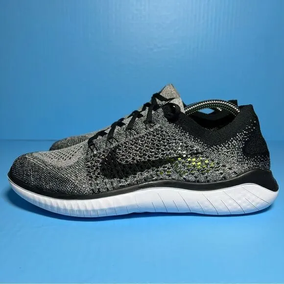 Nike Mens FR Flyknit 2018 Running Shoes in Oreo