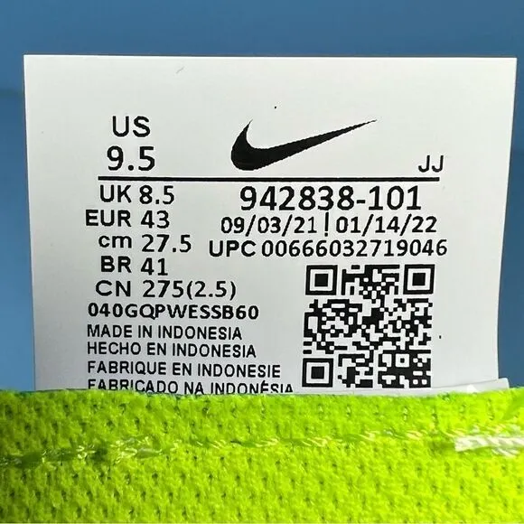 Nike Mens FR Flyknit 2018 Running Shoes in Oreo