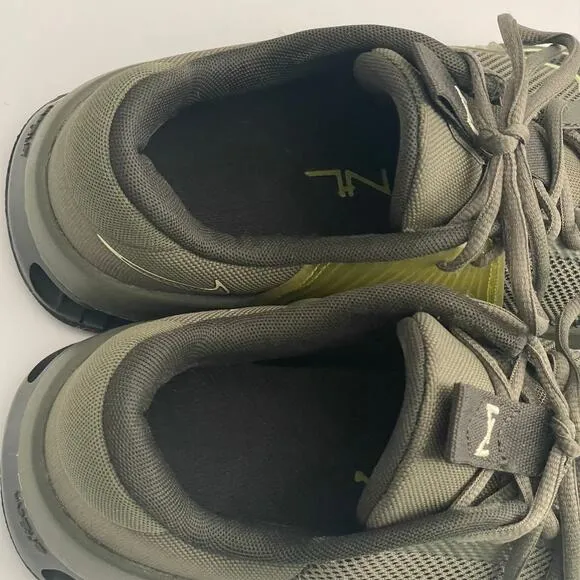Nike Metcon 9 Ahtletic Workout Shoes Olive Green Sequoia High Voltage Men's 9.5