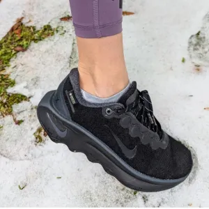 Nike Motiva Black Gore Tex walking invisible fit shoes