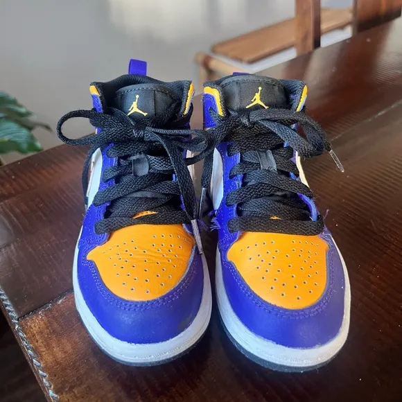 Nike Purple and Gold Sneakers