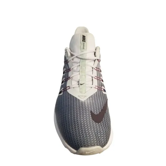 Nike Quest, men's gray,‎ white running shoes Size 12
