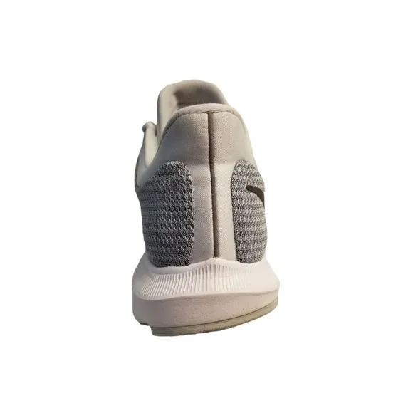 Nike Quest, men's gray,‎ white running shoes Size 12