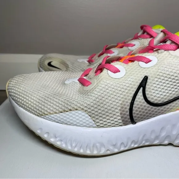 Nike Renew Run Shoes Men’s 11.5 White Pink &amp; Orange Running Sneakers, CK3657-100