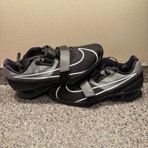 Nike Romaleos 4 Weightlifting Shoes Mens 13 CD3463-010 Black White Lifters✅