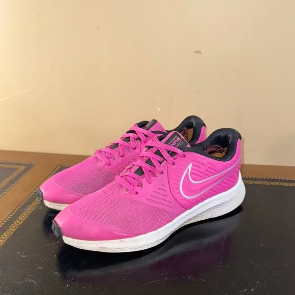 Nike Star Runner 2 Pink White AQ3542-603 Gradeschool Girl’s Size 6Y