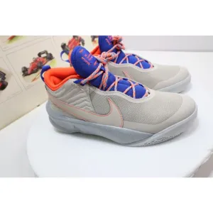Nike Team Hustle D 10 Desert Sand Boys Size 7Y Running  CZ4179-001