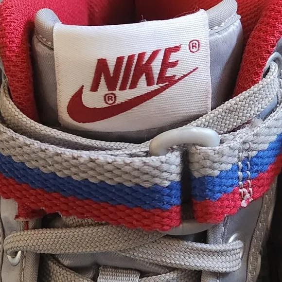 Nike Vandal Supreme 2017 release date 6.5 Youth Colorway silver red blue white