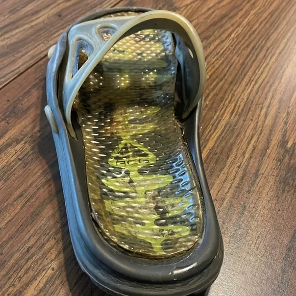 NIKE VTG Y2K 2000s ACG Air Deschutz Sports Slides Flip Flops Shoe measures 11”