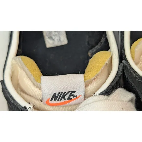 Nike Waffle Trainer 2 YTH Sz. 7 Athletic Shoe BLK/WHT Unisex Sneaker #DC6477-001