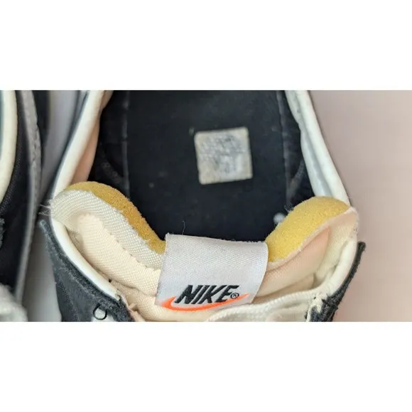 Nike Waffle Trainer 2 YTH Sz. 7 Athletic Shoe BLK/WHT Unisex Sneaker #DC6477-001