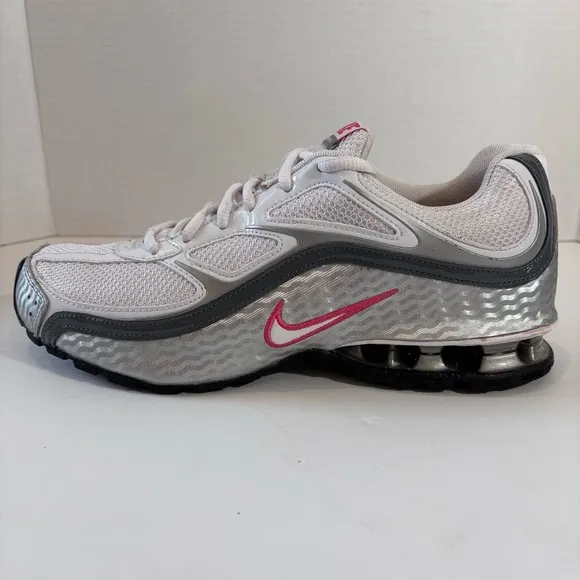 Nike Women's Reax Run 5 Running Shoes SZ10 White Silver Pink 407987-116 Athletic