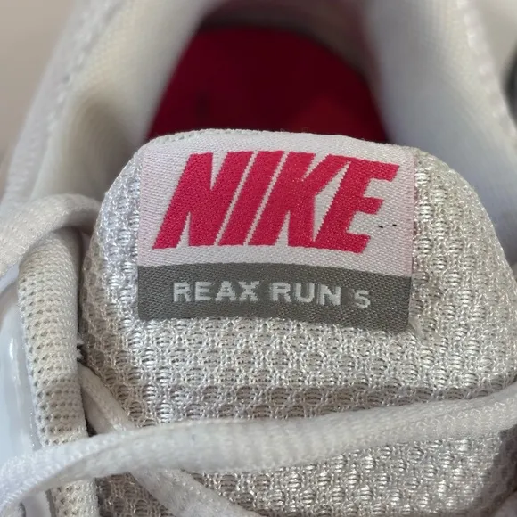 Nike Women's Reax Run 5 Running Shoes SZ10 White Silver Pink 407987-116 Athletic