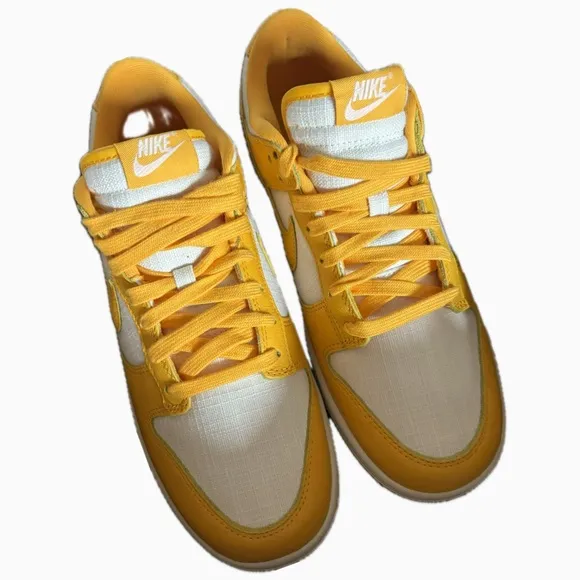 NIKE Yellow and White Sneakers