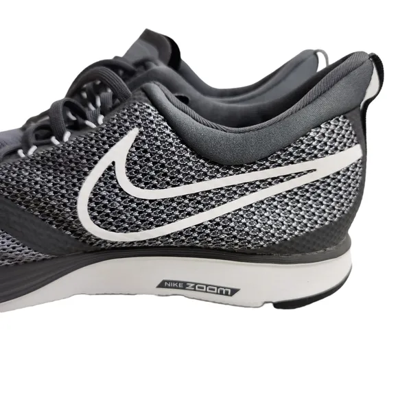 Nike Zoom Strike Running Shoes SZ 12 Dark Grey White Stealth