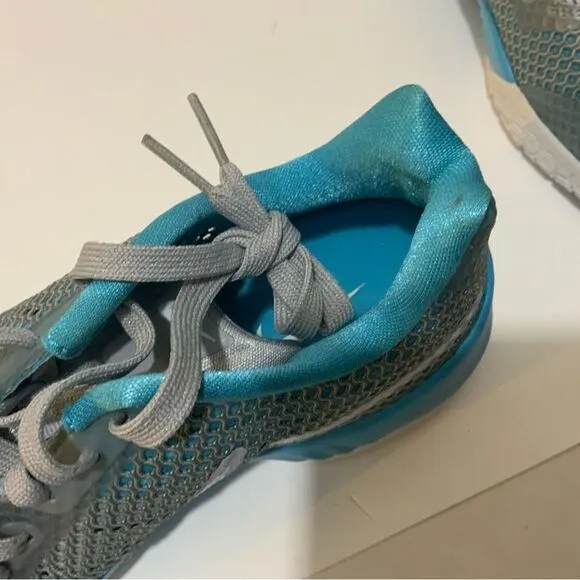 Nike Hyperlive Basketball Shoes 819663-004 Men's Sz 7.5 Wolf Gray/Carolina Blue