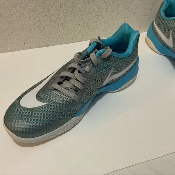 Nike Hyperlive Basketball Shoes 819663-004 Men's Sz 7.5 Wolf Gray/Carolina Blue