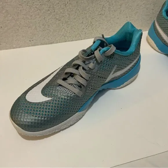 Nike Hyperlive Basketball Shoes 819663-004 Men's Sz 7.5 Wolf Gray/Carolina Blue