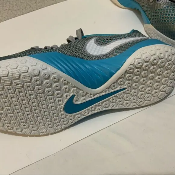 Nike Hyperlive Basketball Shoes 819663-004 Men's Sz 7.5 Wolf Gray/Carolina Blue