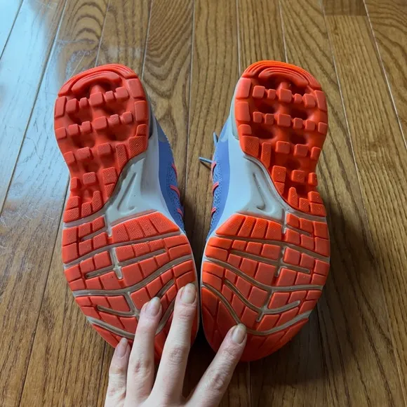 Nikes Running Shoes