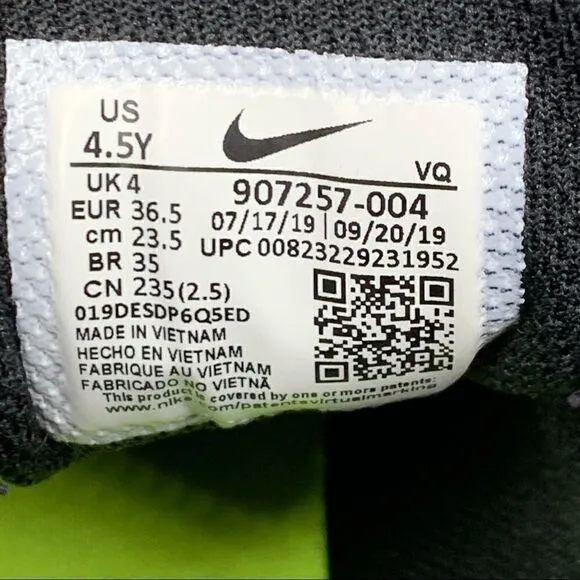Nike~Star Runner 2~Black/Pink Running Shoes Youth Girls~US 4.5Y