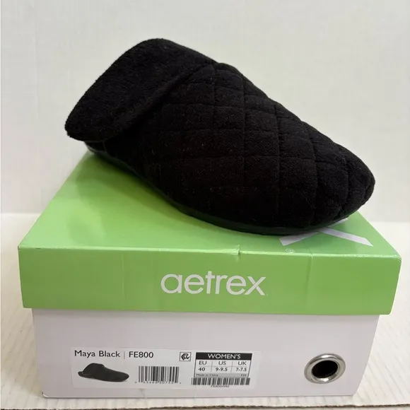 NWB Aetrex Maya Closed Toe Slipper Size 9-9.5