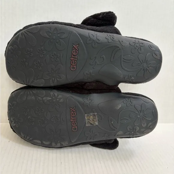 NWB Aetrex Maya Closed Toe Slipper Size 9-9.5