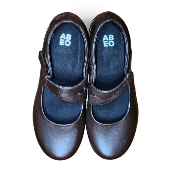 NWOT ABEO Alice Women's Brown Leather Mary Jane Shoes Size 7.5