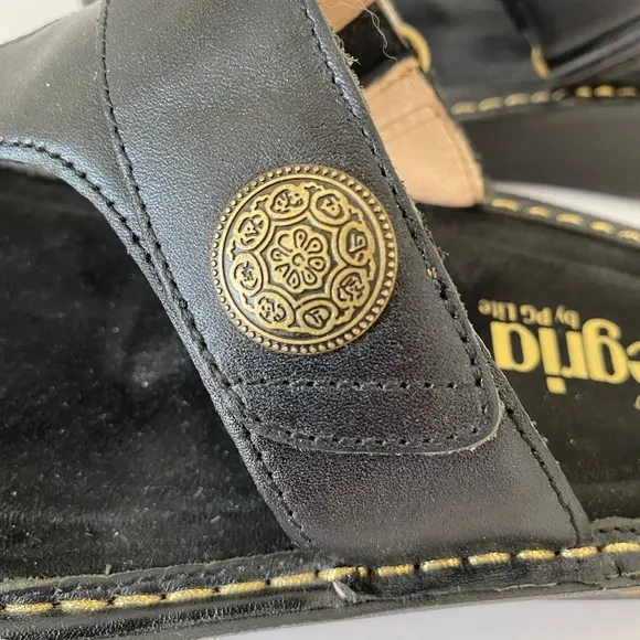 NWOT Algeria Womens Carina Leather Thong Sandal - Coal Blac Size 37 (7 - 7 1/2)