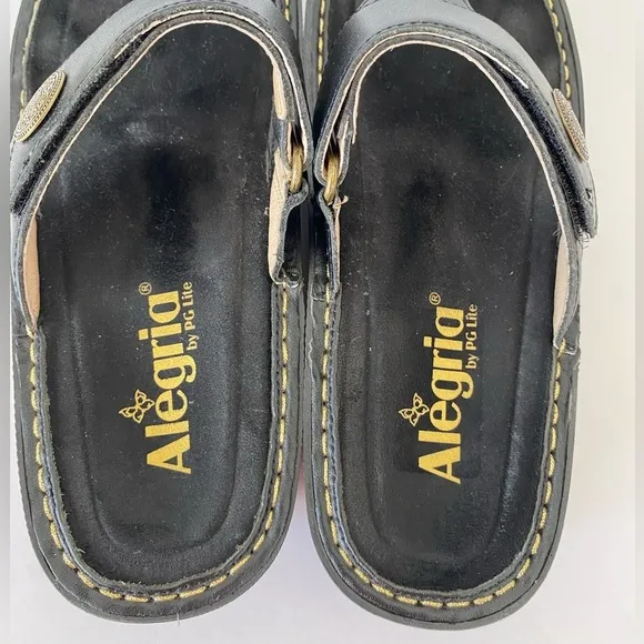 NWOT Algeria Womens Carina Leather Thong Sandal - Coal Blac Size 37 (7 - 7 1/2)