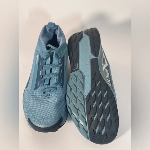 NWOT Nike Men's Pegasus Trail 5 GORE-TEX Running Shoes