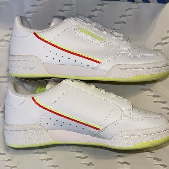 NWT Adidas Continental 80 Shoes Size 4 White Sneakers Casual EE4412