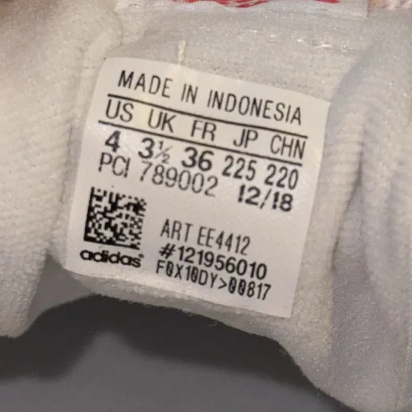 NWT Adidas Continental 80 Shoes Size 4 White Sneakers Casual EE4412