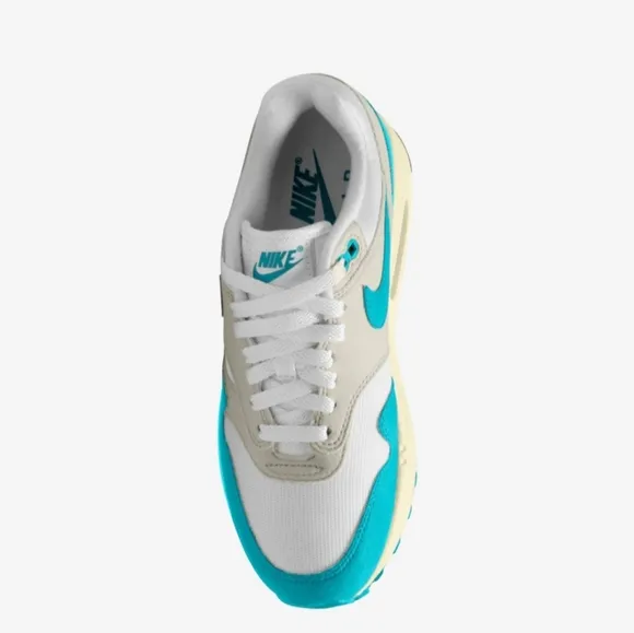 NWT Womens Size 9 Nike Air Max 1' 87.