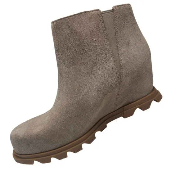 NWT WOMEN'S SOREL JOAN OF ARCTICT™ WEDGE III ZIP BOOTIE